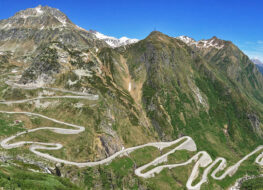 023 - tremola - san gottardo